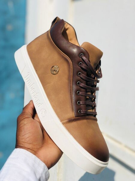Mans shoes