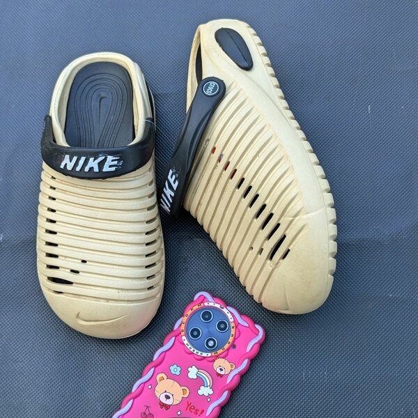 Slippers for men