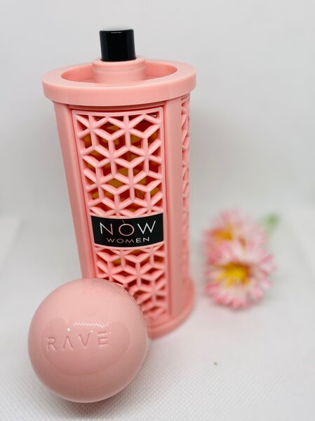 Now Woman by RAVE