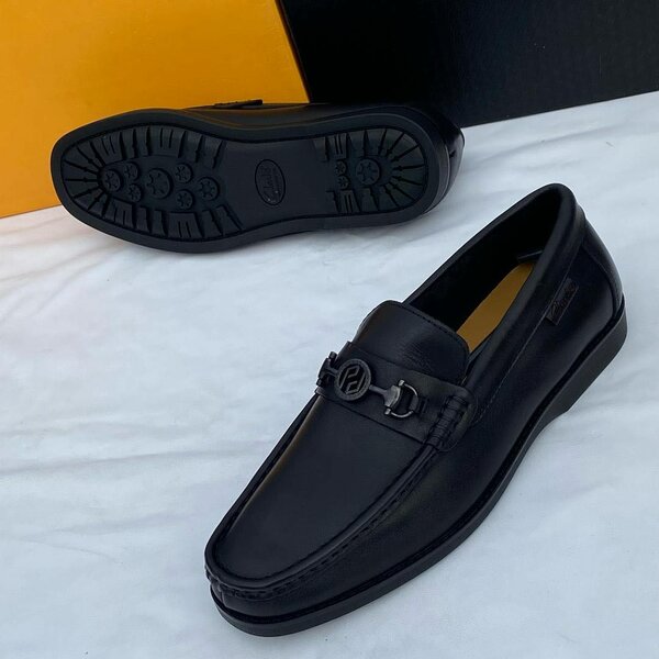 CLARKS CLASSIC WEAR