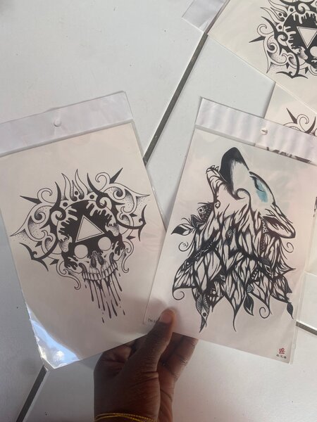 Tatouages Temporaires Tête de Mort et Loup
