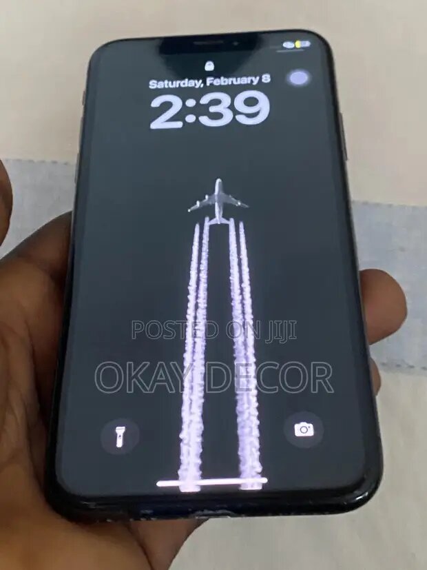 iPhone X  UK  USE