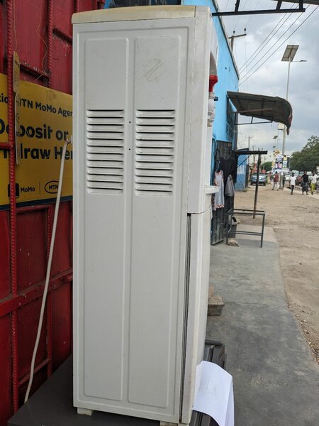 Water dispenser