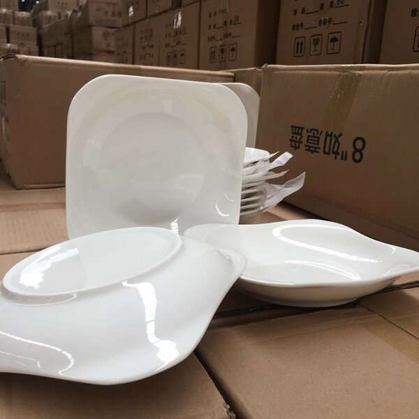 Ceramic plates