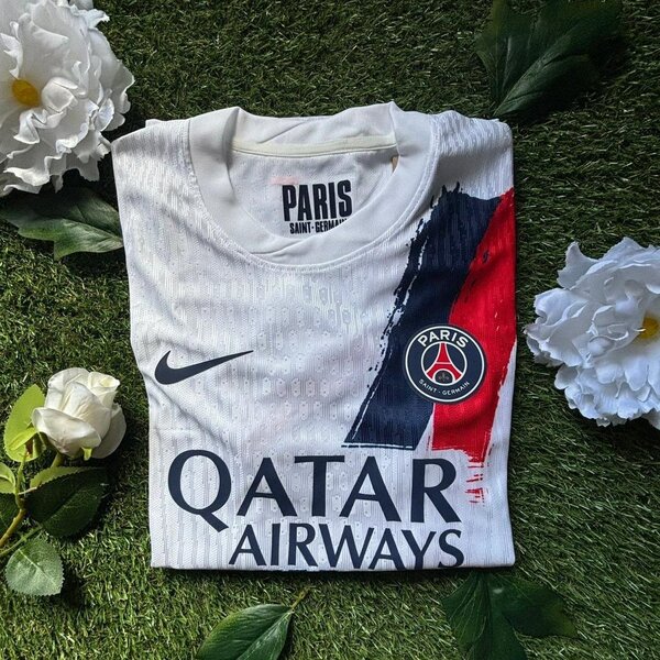Maillot de psg authentique