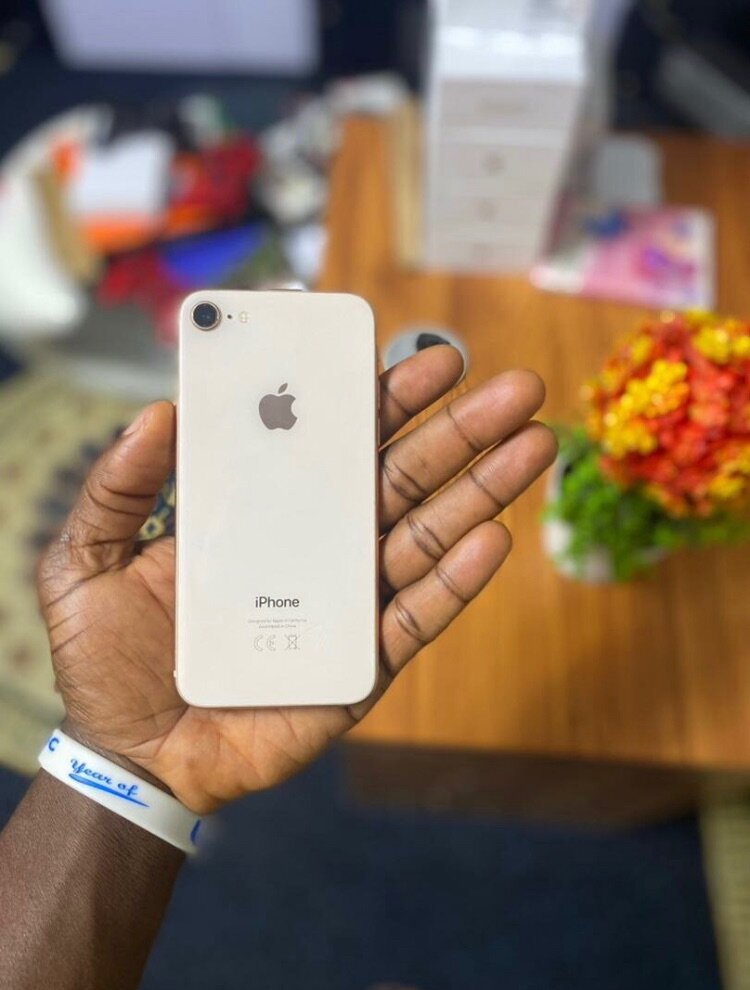 iPhone 8
