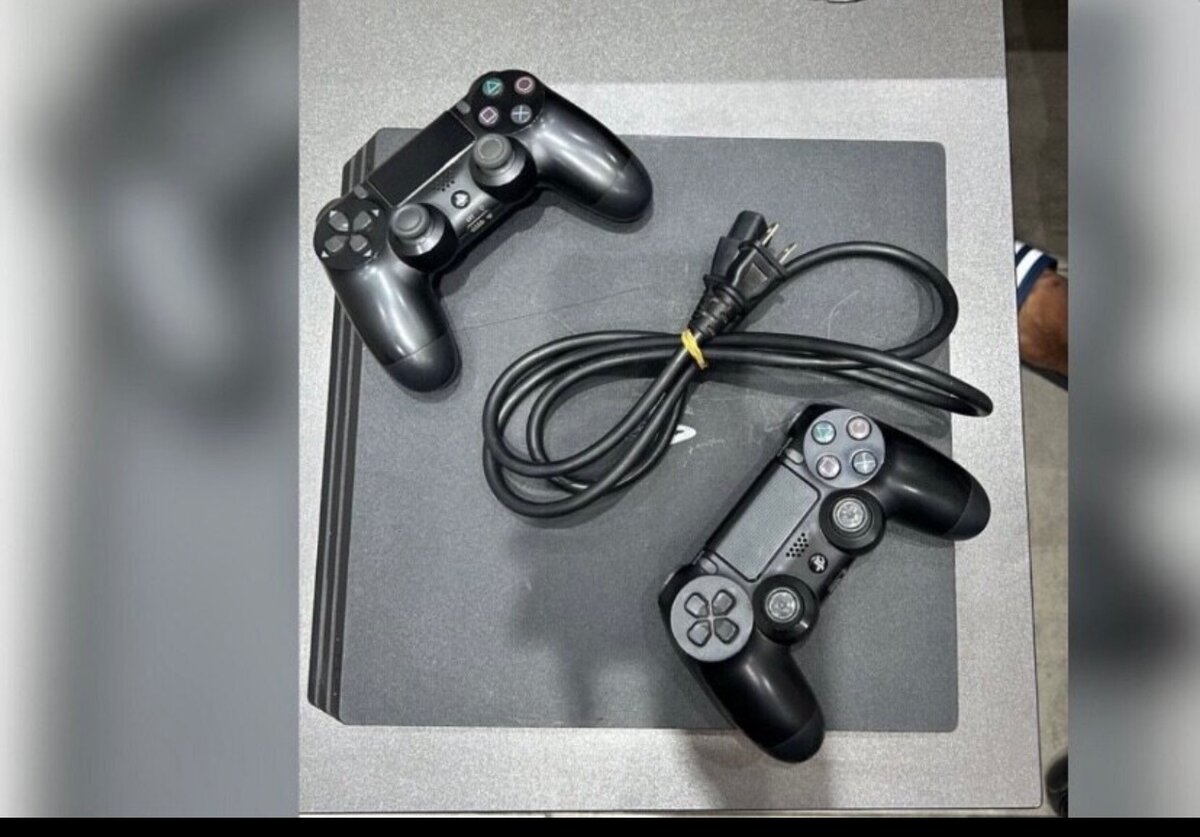 PES 4