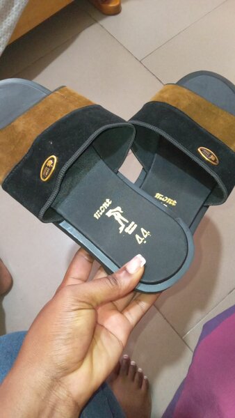 Men's slippers