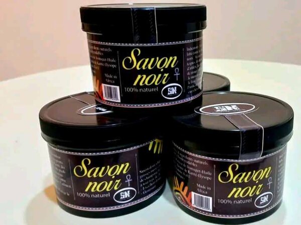 Sávon noire