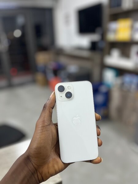 iPhone 14