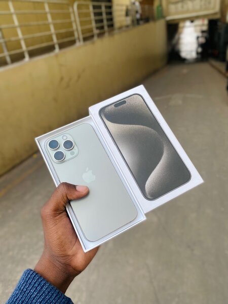 IPHONE 15PM