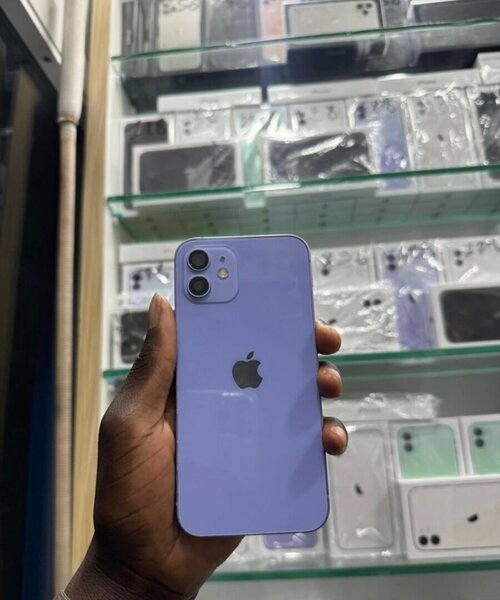 iPhone 12