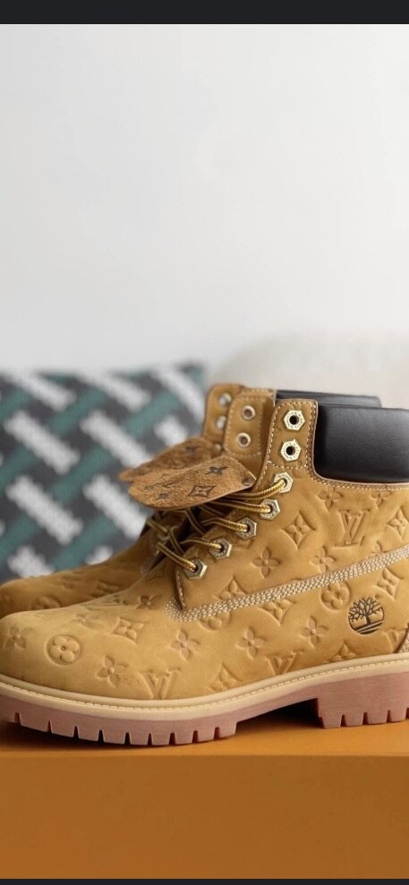 Original Loui Vuitton Timberland
