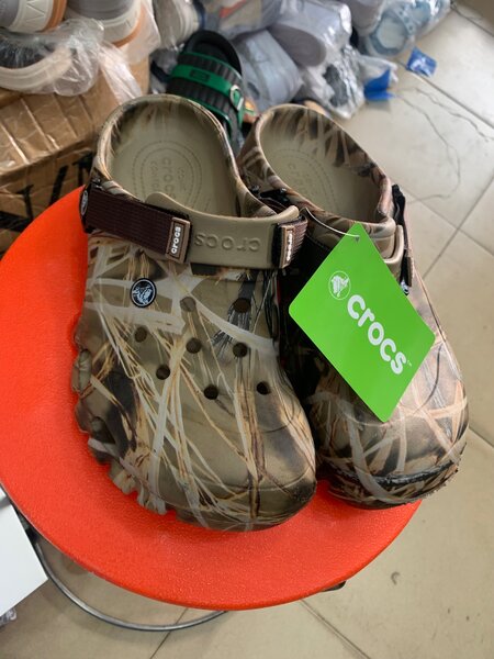 Designal Crocs