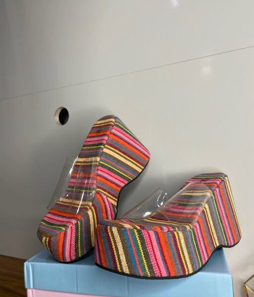 Women platform