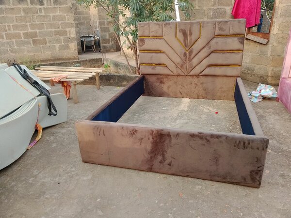 Double bed frame