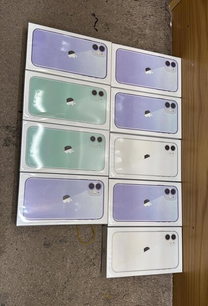 IPHONE 11