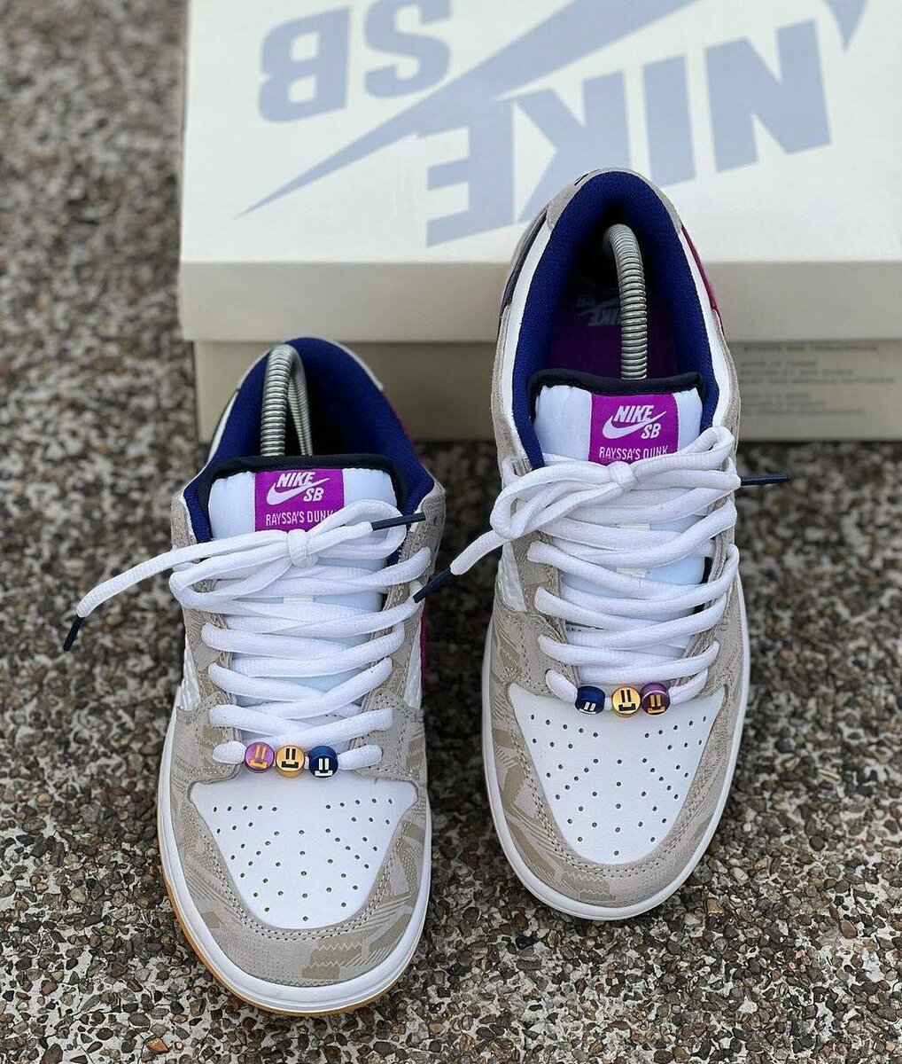 Nike SB Low Dunk Sneakers