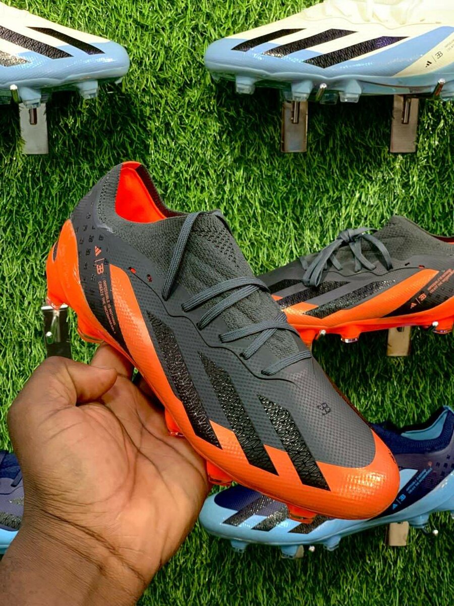 Soccer boots