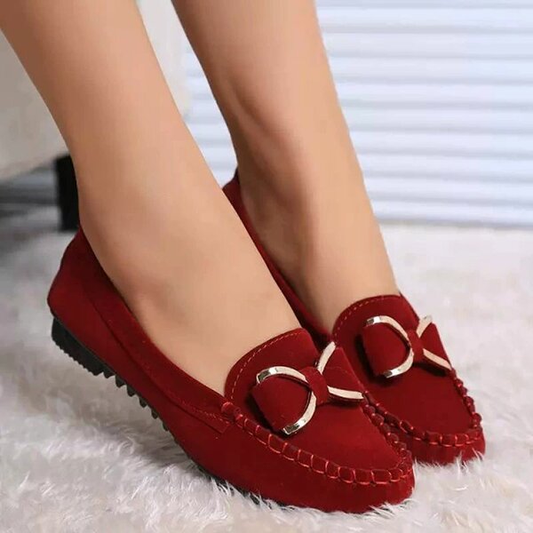 Ladies sneakers