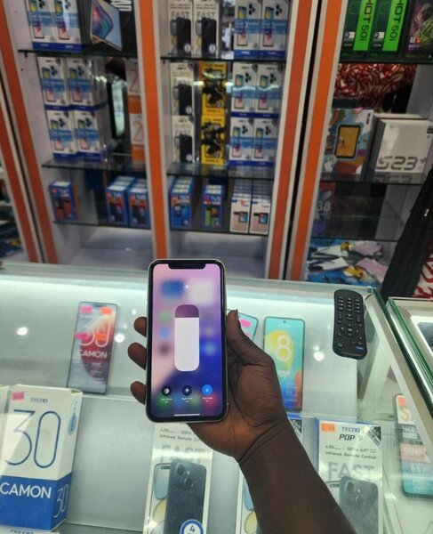 iPhone 11