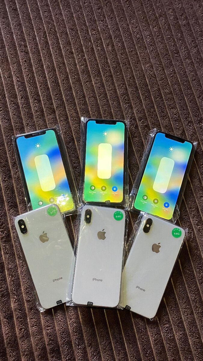 iPHONE X 64GB
