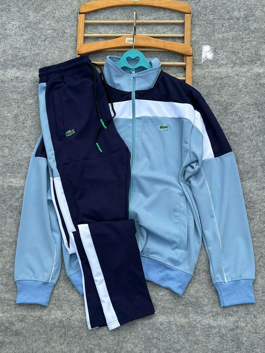 Complé Lacoste