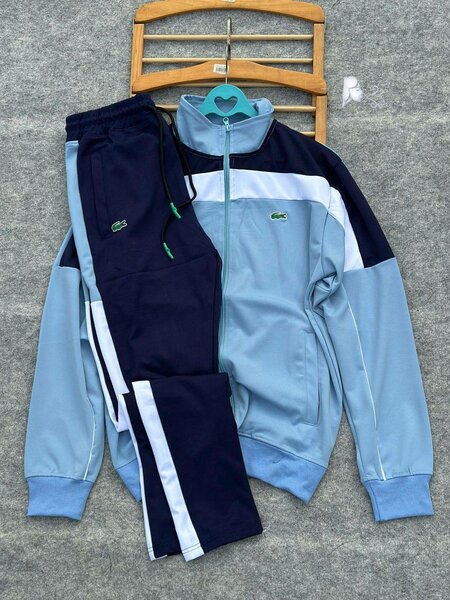 Complé Lacoste