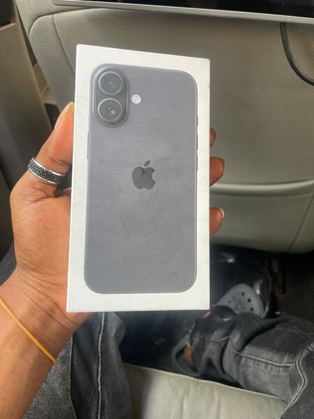 iPhone 16 128gig