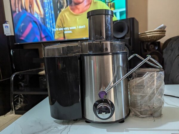 Juice maker