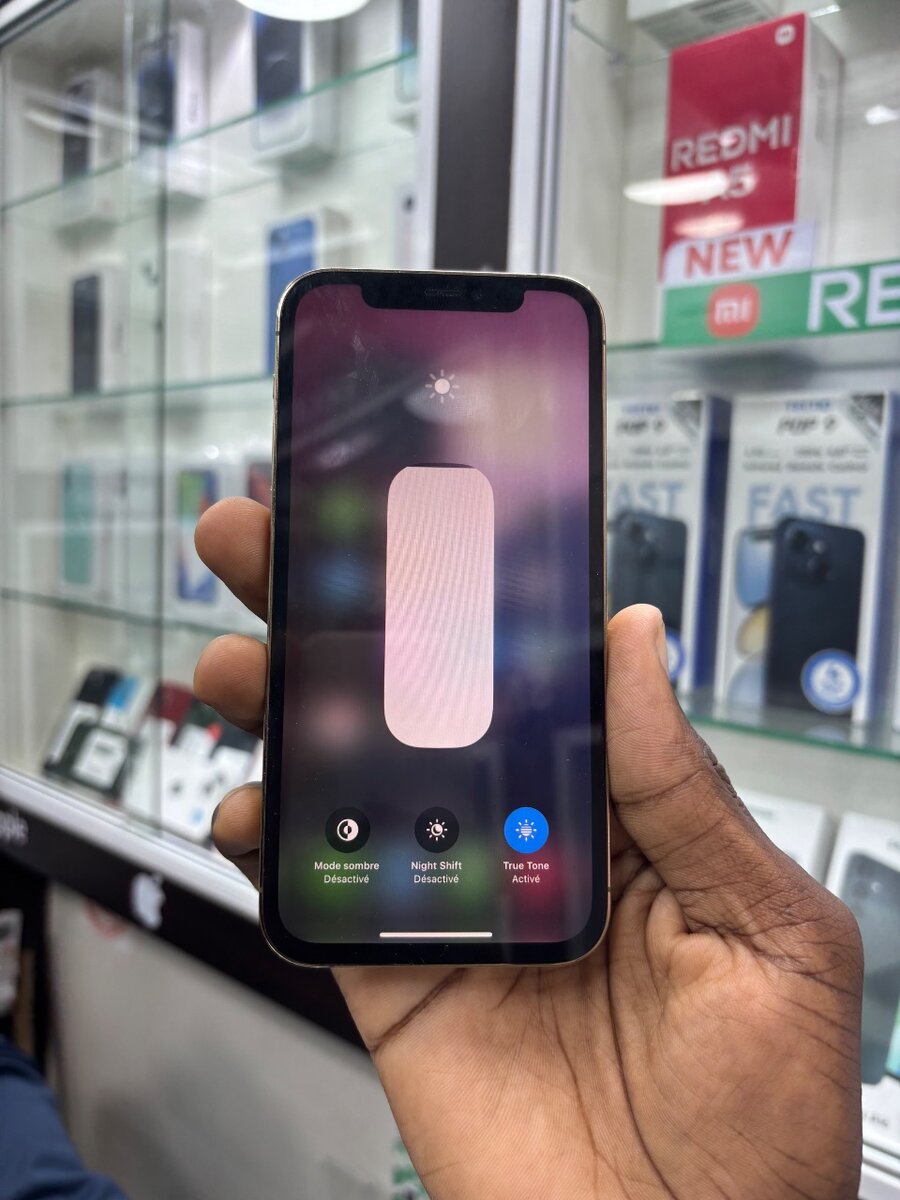iPhone 12 pro128Go