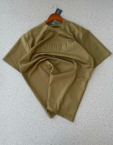 Round neck