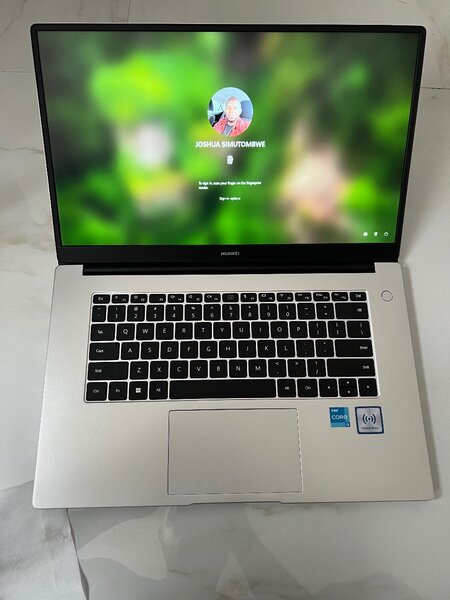 HUAWEI LAPTOP