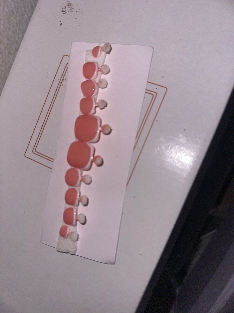 Ongles autocollants roses