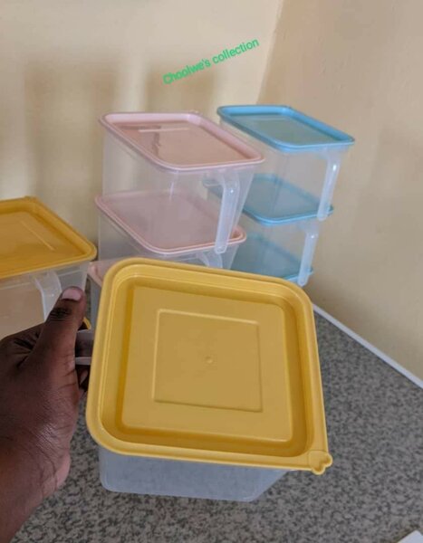 Plastic kitchenware