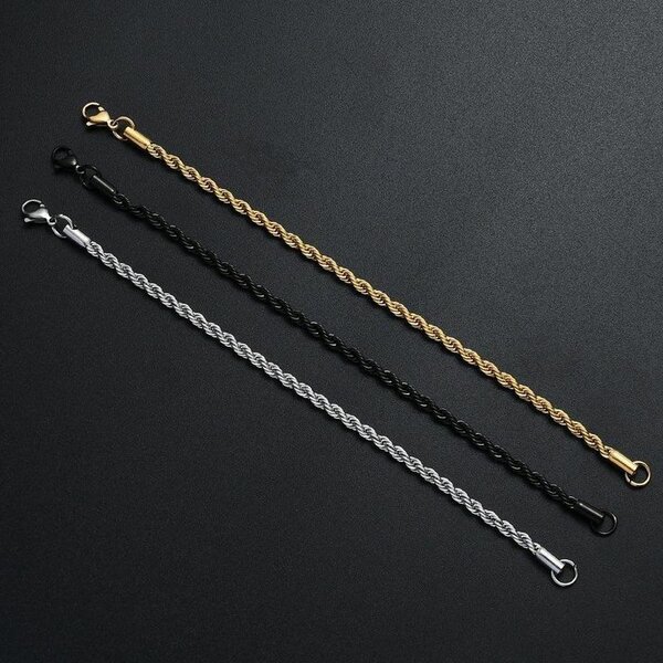 Bar necklace and bracelets
