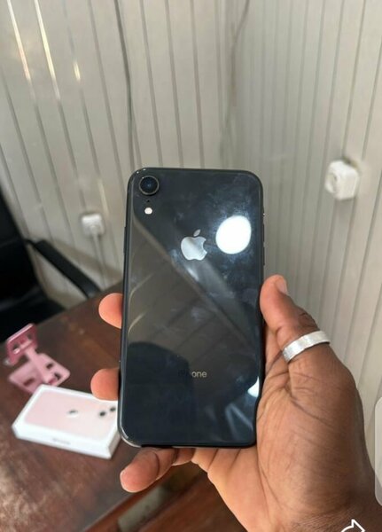 iPhone XR - Smartphone élégant et performant