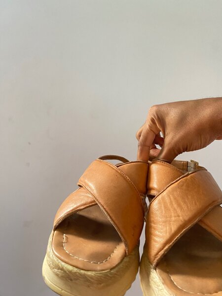 Platform sandals