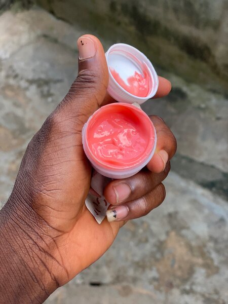 Crème de lèvre rose