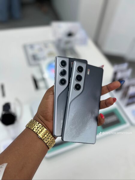 Smartphone TECNO Camon 40 Pro