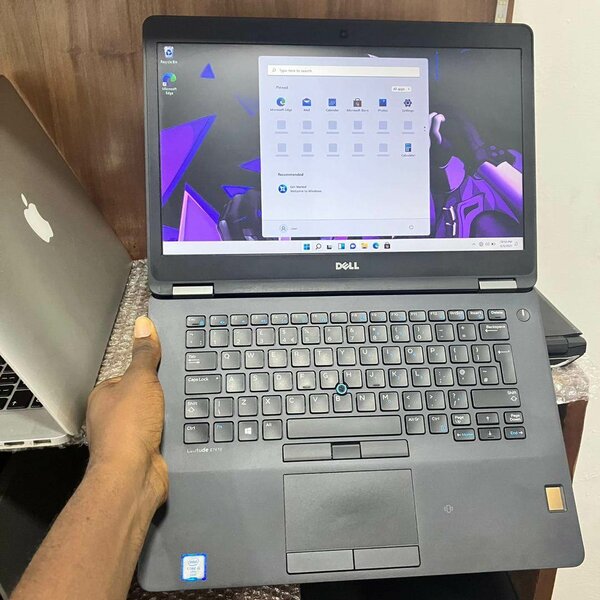 Dell Latitude E7470