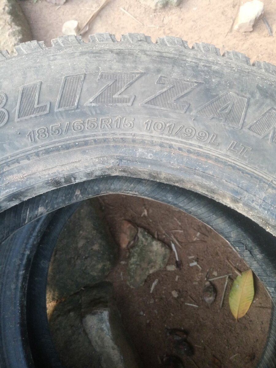 185/65R15 LT