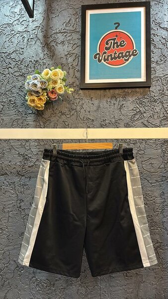 Men short