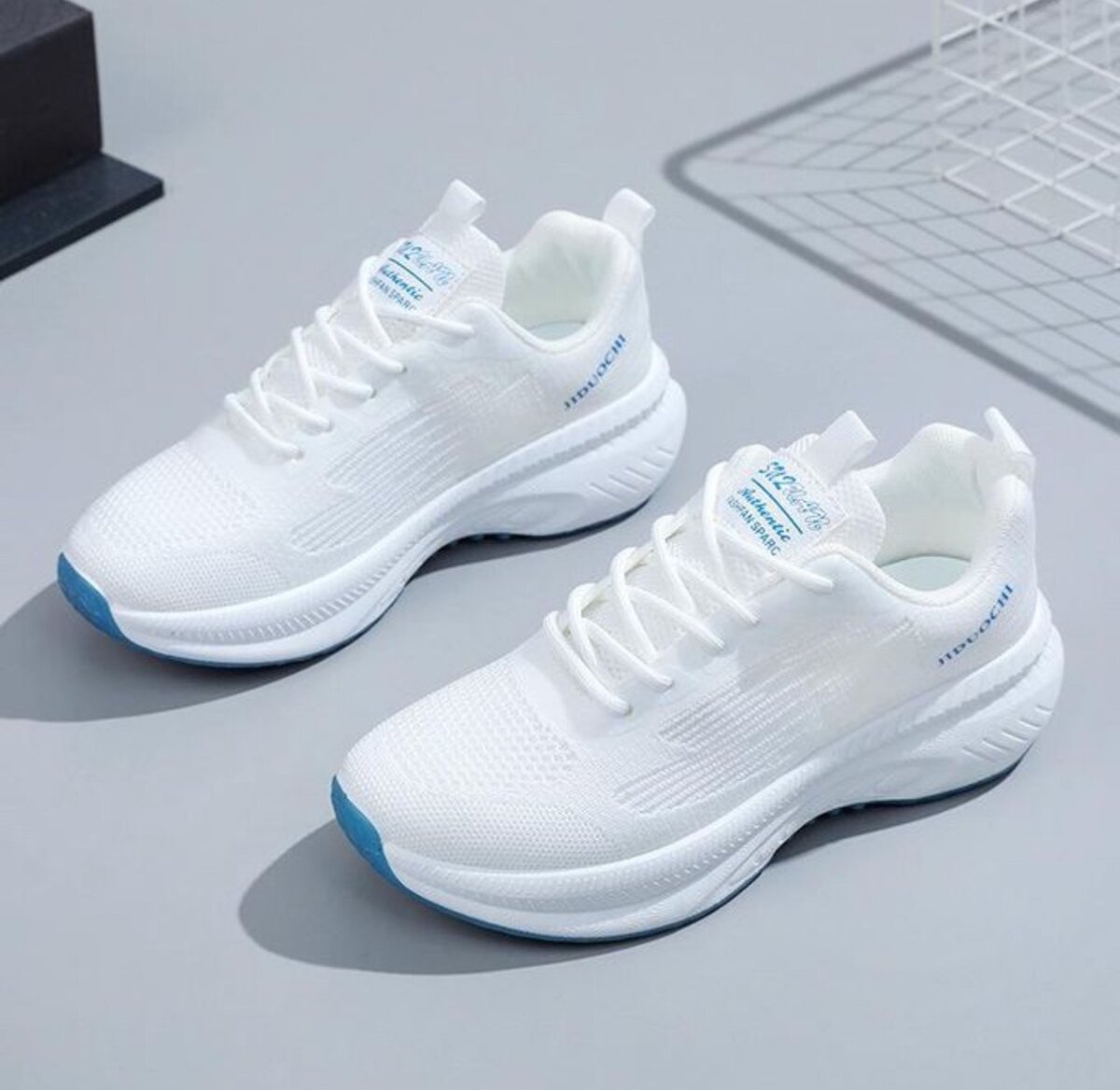 Foreign Trade Wholesale Women's White Shoes Thick-Soled Ligh