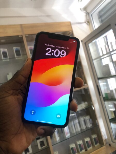 iPhone 11 64gb