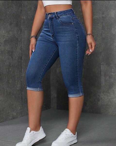 Skinny Capris