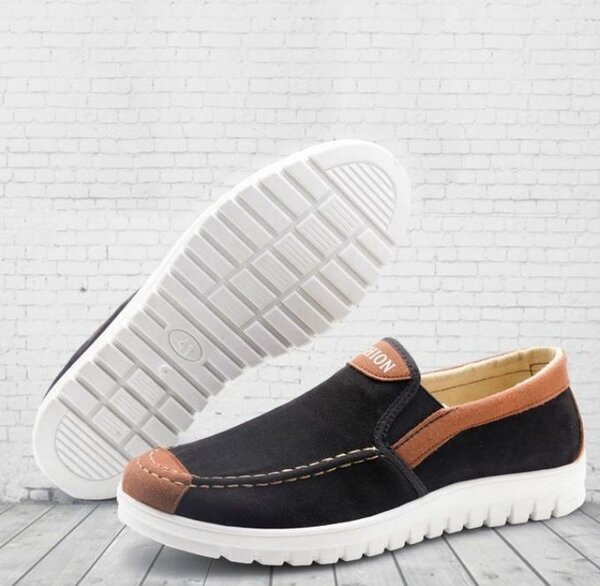 Men's sneakers