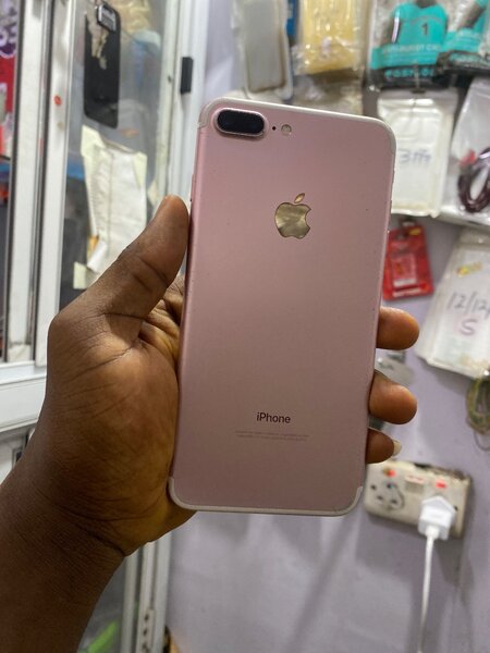 7Plus 128 gig