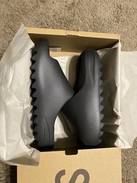 Nike calm mules, Crocs , Yezzy , Calm Slides etc