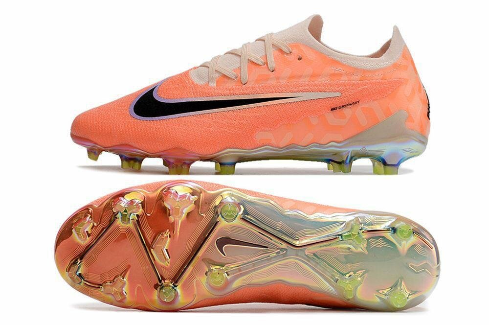 PAIRE DE MAGRE